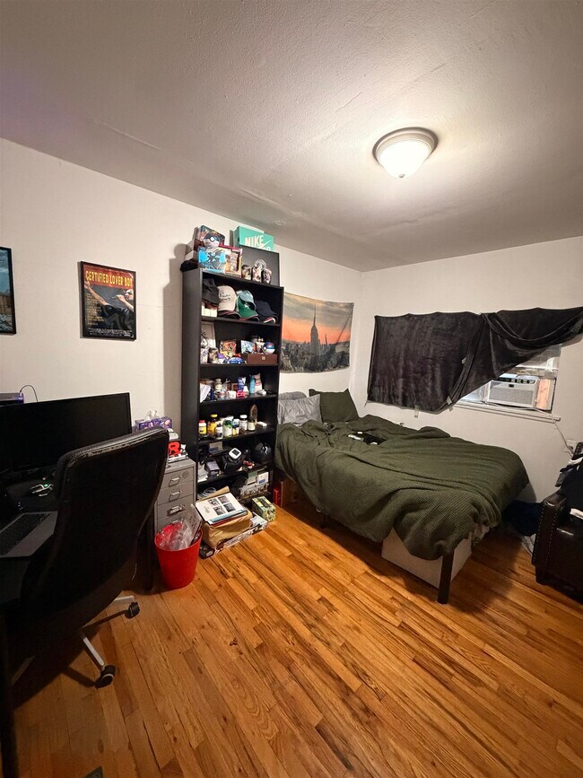 Foto del edificio - 217 10th St
