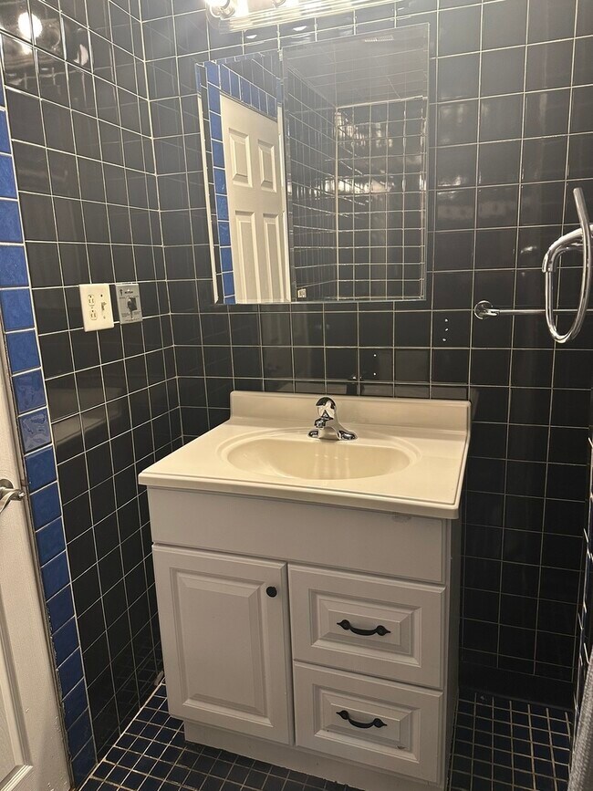 Foto del edificio - 2122 N Spaulding Ave