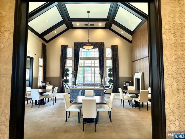 Foto del edificio - 2308 The Plaza