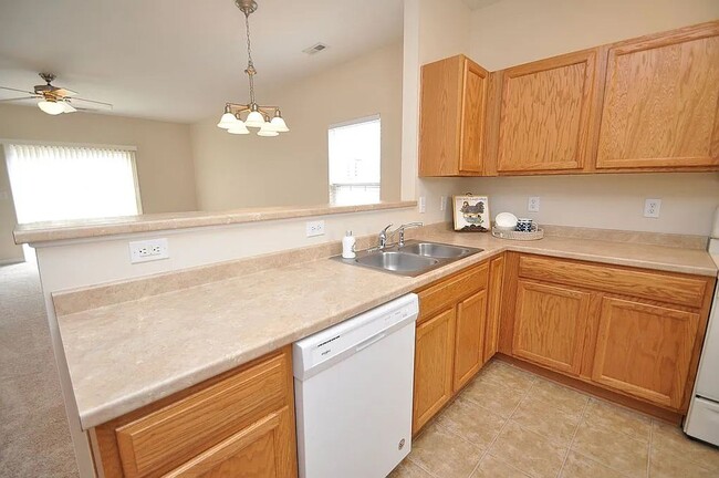 Building Photo - Two Story townhome in Clayton