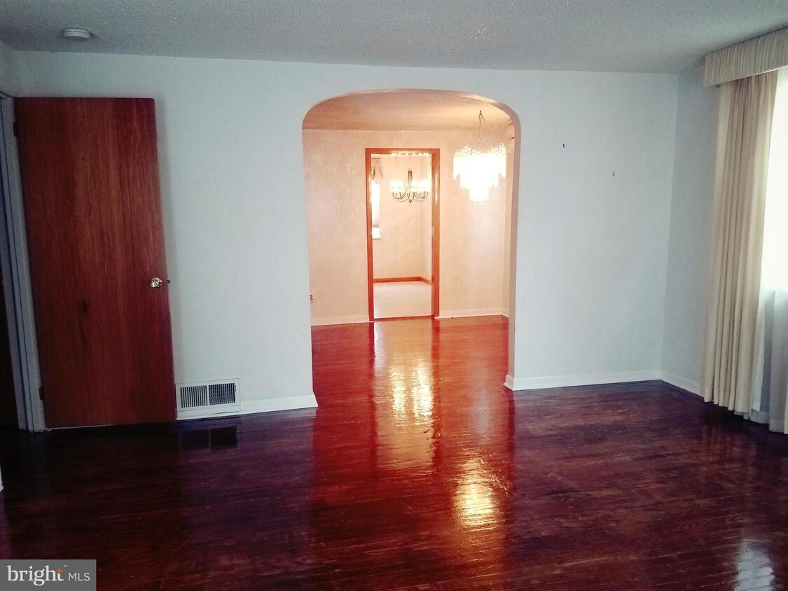 Foto principal - 3528 Grant Ave