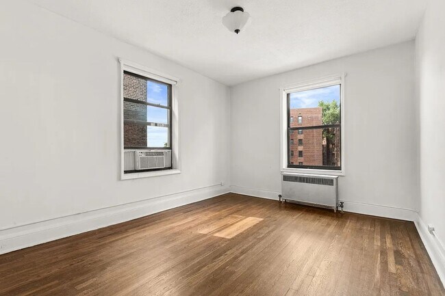 Foto del edificio - Beautiful 1 Bed 1 Bath Available