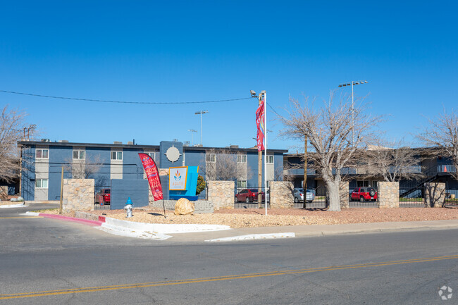 Agave Apartments El Paso