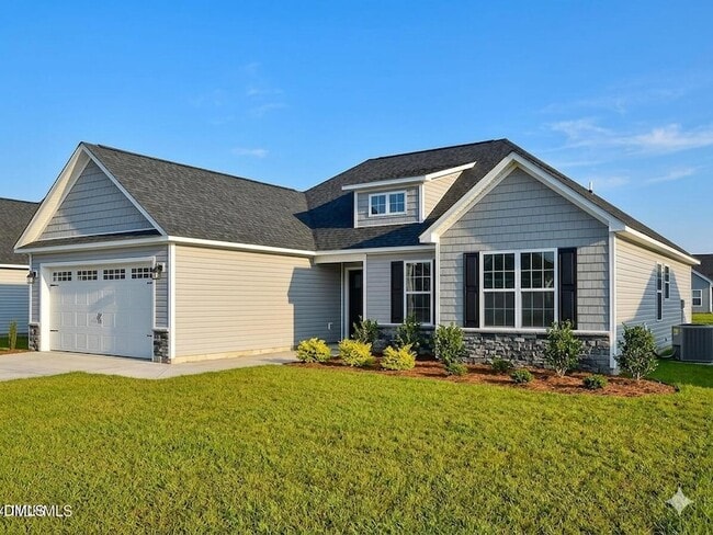 Building Photo - 918 Uplands Ln