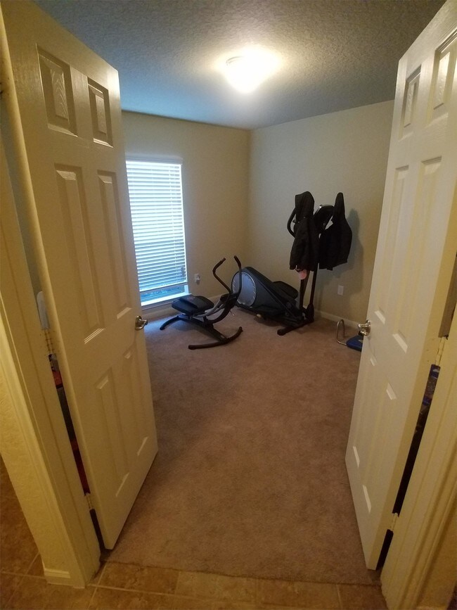 Building Photo - 5822 Cielo Ranch