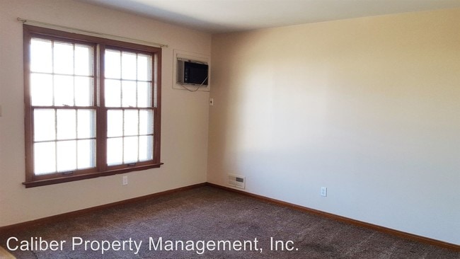 Building Photo - 1 br, 1 bath Apartment - 2014-2024 Ohio Ave.