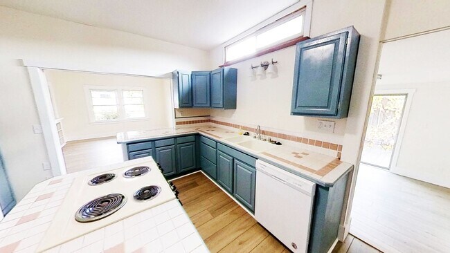 Foto del edificio - 3 Bed, 2 Bath House Minutes from Downtown Bellingham!