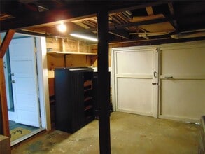 Building Photo - 5113 Avenue O 1/2