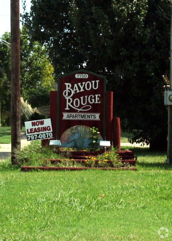 Foto del edificio - Bayou Rouge Apartments