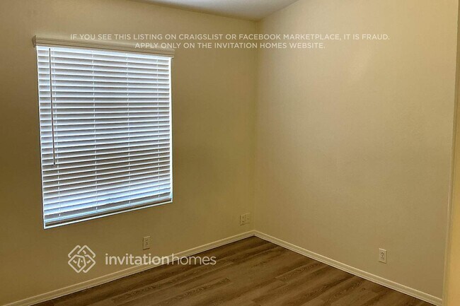 Foto del edificio - 10630 E Emerald Ave