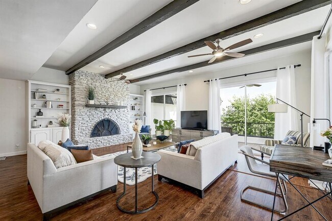 Foto del edificio - 409 Seawind St