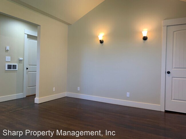 Building Photo - 2 br, 1 bath House - 364 20th Ave