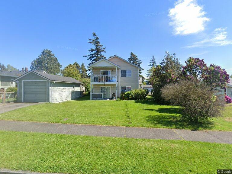 Primary Photo - 2220 Dean Ave