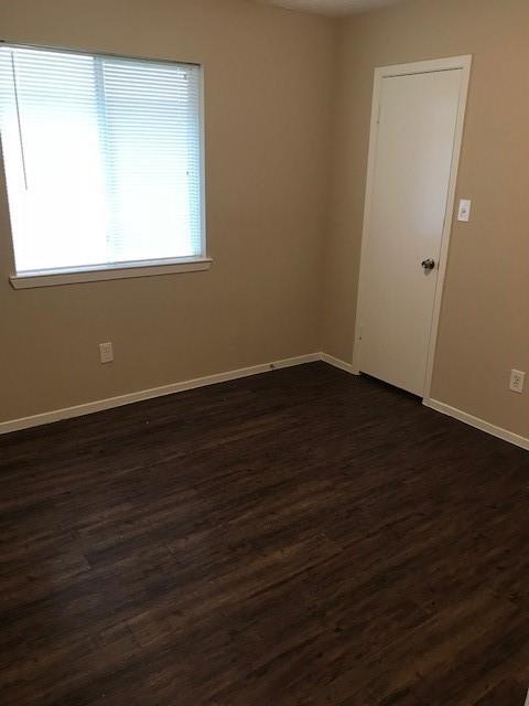 Foto del edificio - 13418 Oak Ledge Dr