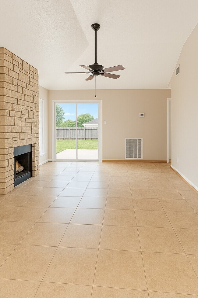 Building Photo - 17510 Lobo Trail