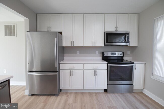 Foto del edificio - 15662 Millbrook Ln