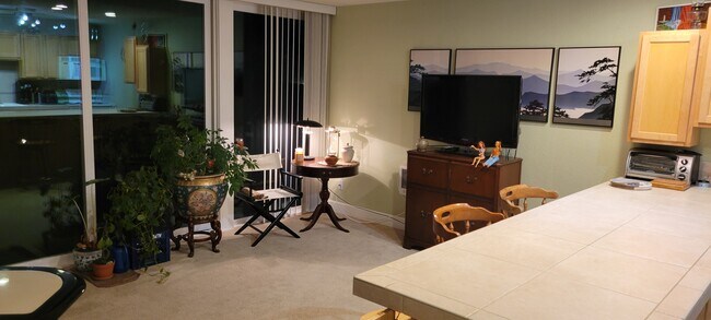 Foto del edificio - 100 Kerr Pky