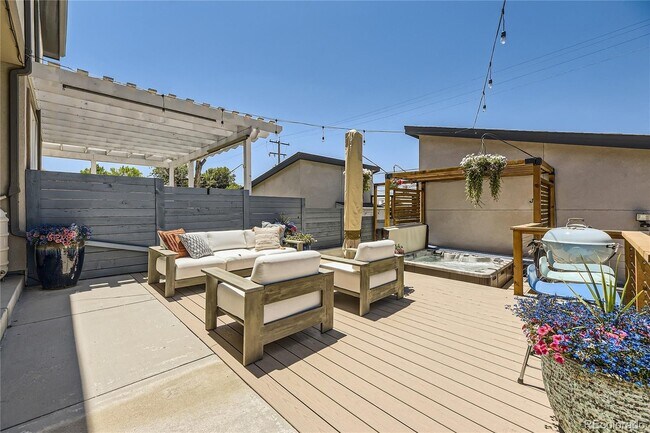 Photo - 2235 S Cherokee St Townhome
