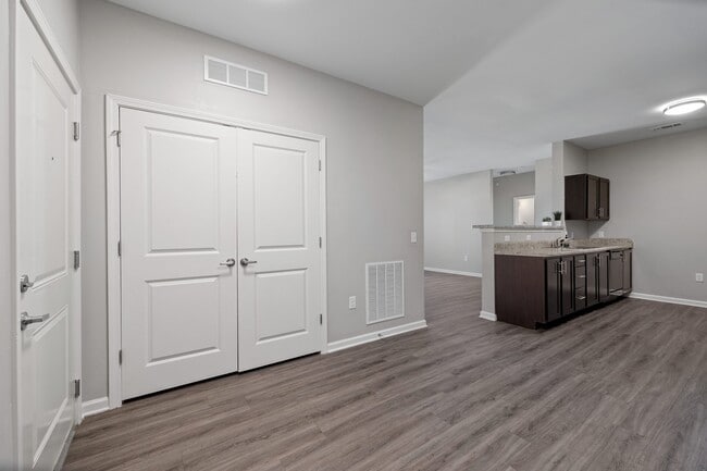Building Photo - 4101 Fifth Avenue-#4101