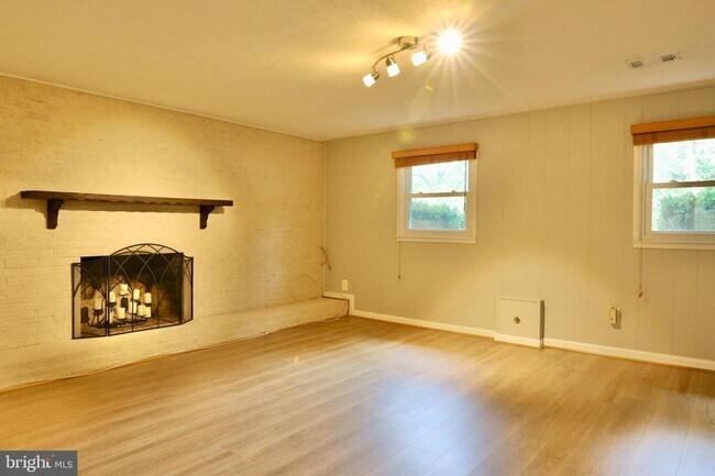 Building Photo - 4513 Sonata Ct