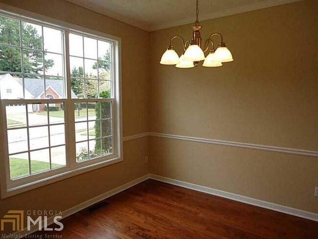 Building Photo - 4210 Chatham View Dr