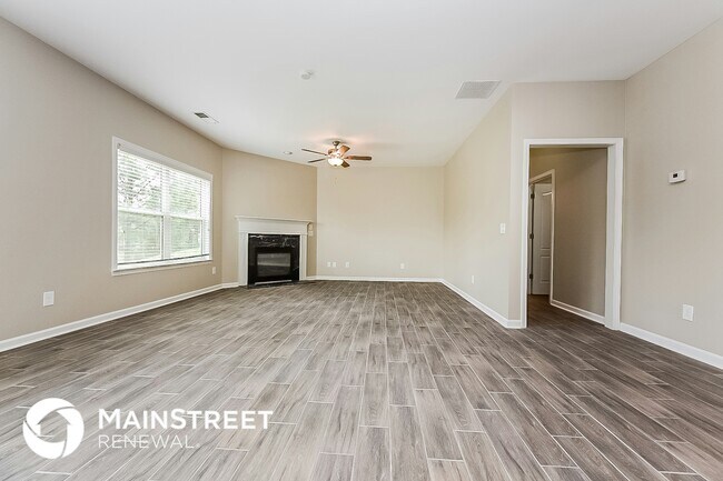Foto del edificio - 6214 Baltusrol Terrace
