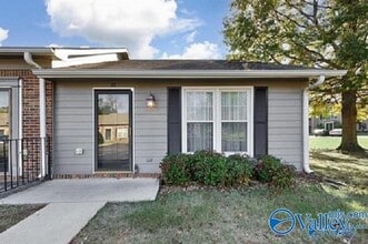 Building Photo - 8146 Oldfield Rd SW