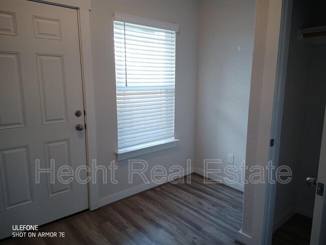 Building Photo - 3943 Legend Meadows
