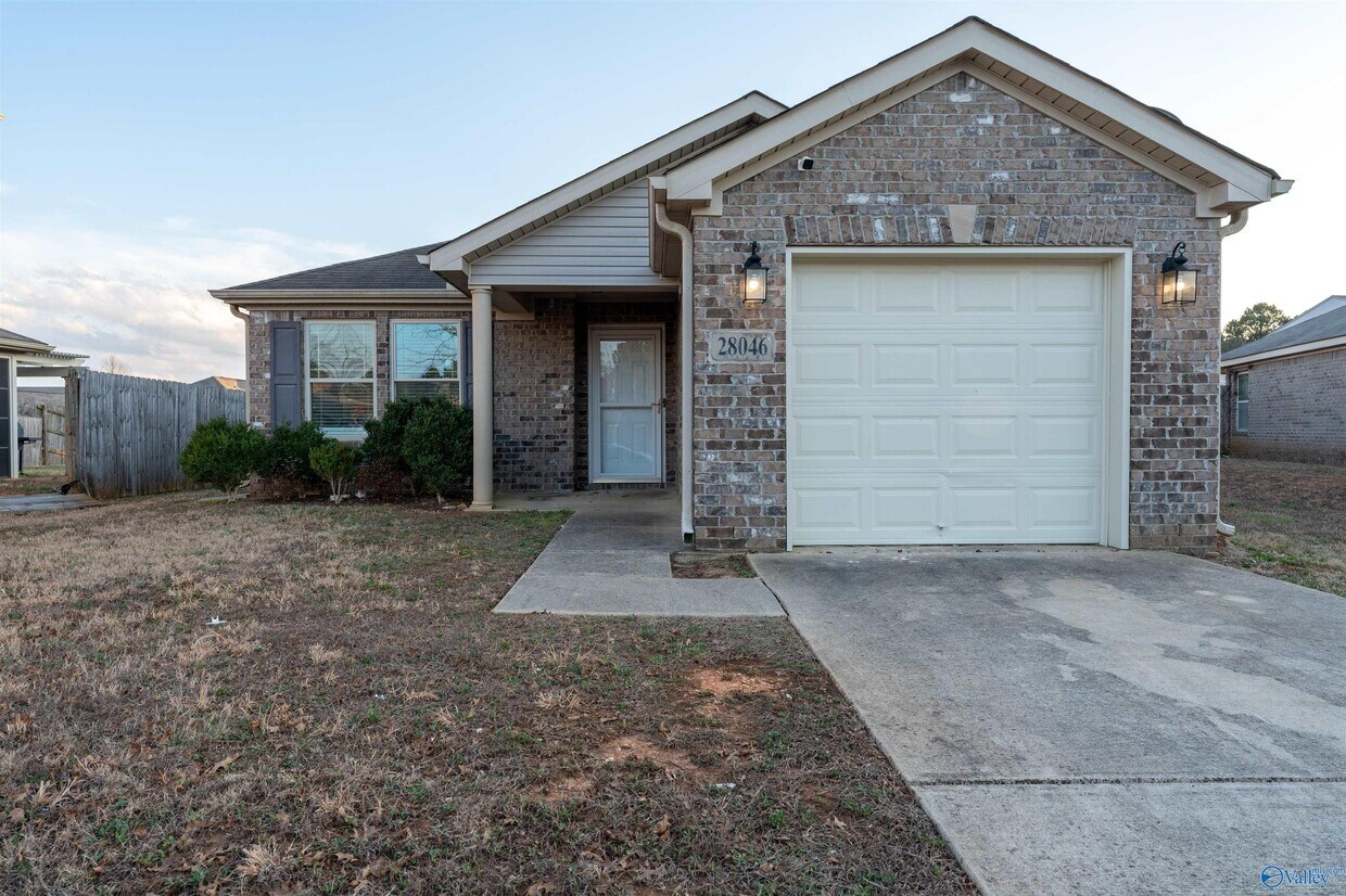 Foto principal - 28046 Kawana Ct