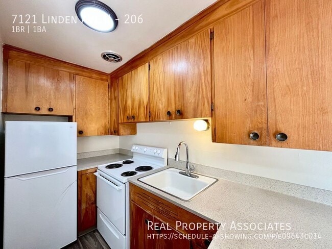 Building Photo - 7121 Linden Ave N