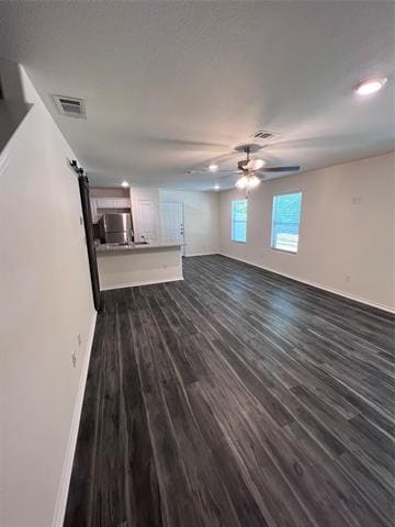 Building Photo - 109 Elm St