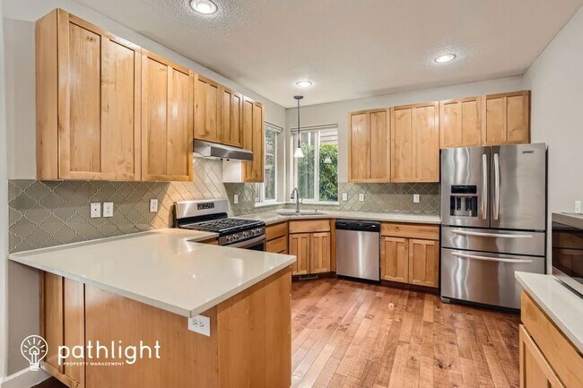 Building Photo - 3506 NE 96th St