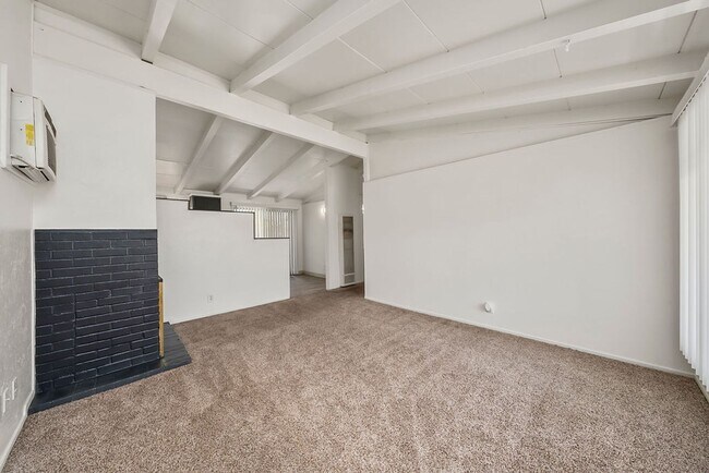 Foto del edificio - Charming 3 Bedroom 1 Bath Family Home