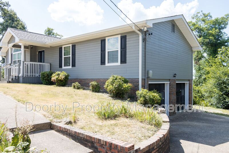 Primary Photo - 2807 Bent Oak Rd