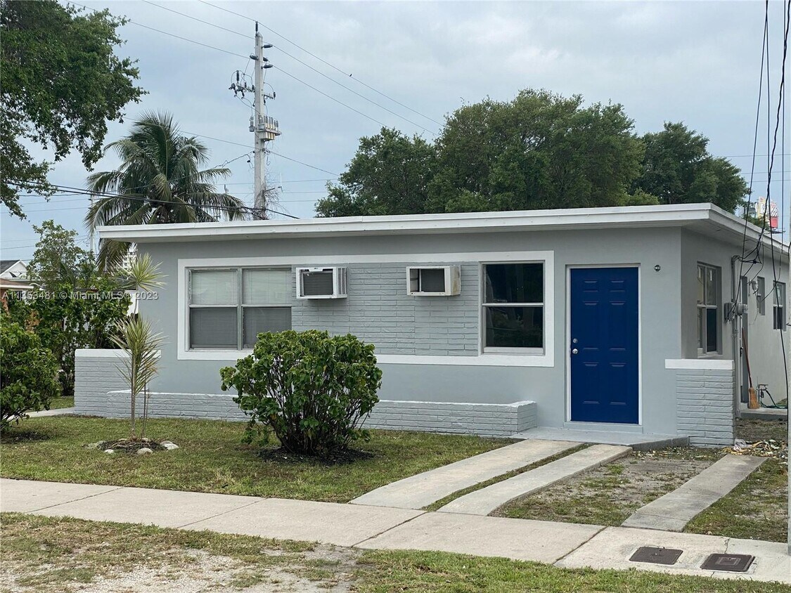 Primary Photo - 1602 NW 42nd St