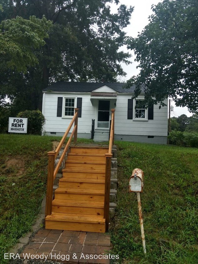 2 br, 1 bath House 2706 Calverton St House Rental in Richmond, VA