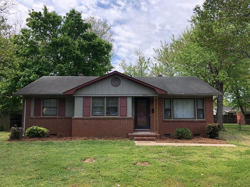 Primary Photo - 4244 Shamrock Dr
