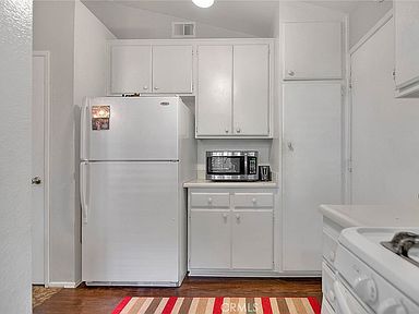 Foto del edificio - 12386 Lily Ct