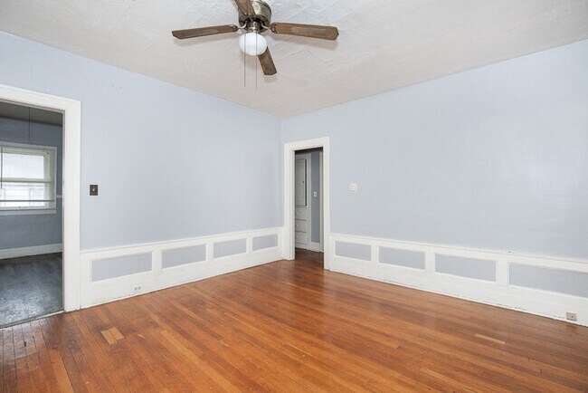 Foto del edificio - 2827 Avondale Ave