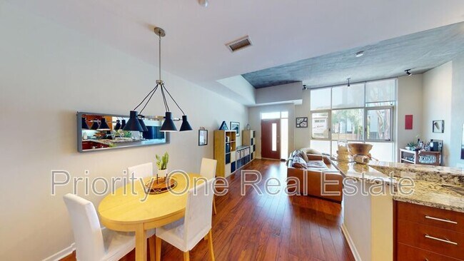 Foto del edificio - 3740 Park Blvd