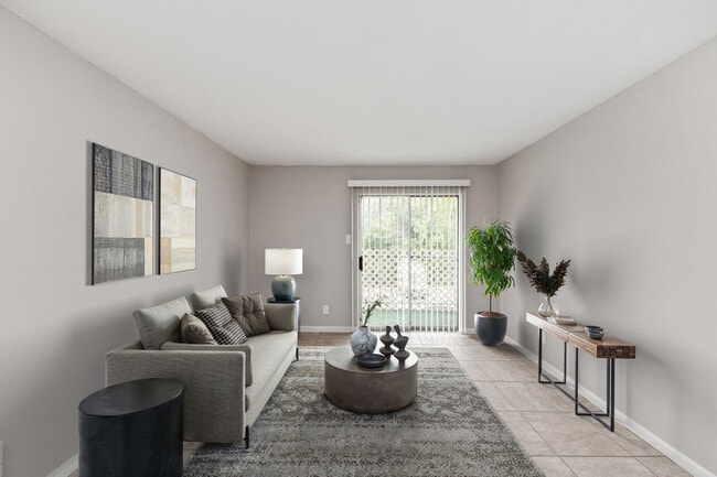 Building Photo - Parkway And Parkgreen On Bellaire