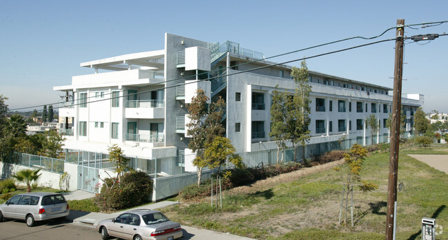 Building Photo - Villa Alta