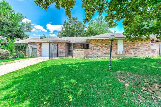 Foto del edificio - 10546 Pleasanton Dr