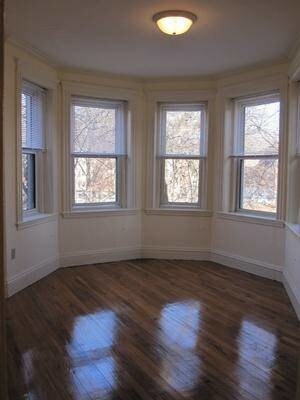 Building Photo - 191 Park Dr