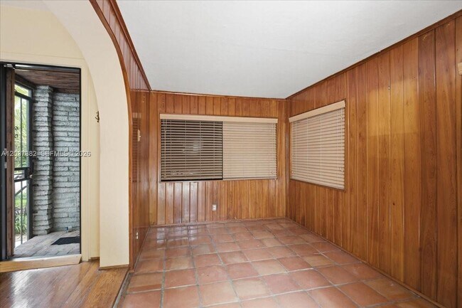 Foto del edificio - 2550 Trapp Ave