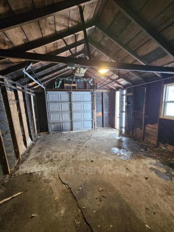 Building Photo - 3145 Parkway North Street