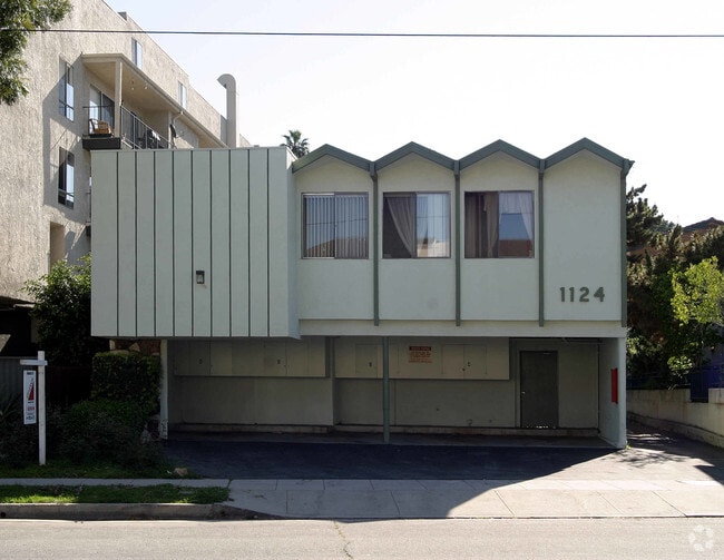 Building Photo - 1124 N Columbus Ave