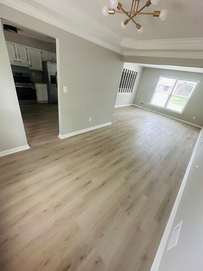Foto del edificio - 3606 Baymeadow Dr