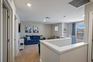 Building Photo - Like New Townhome in Heritage Oaks!