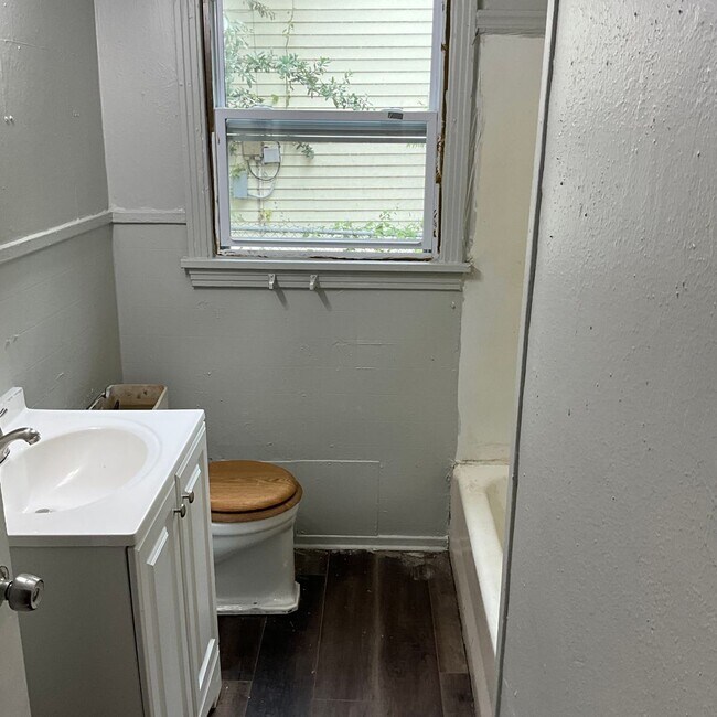 Foto del edificio - 525 W 77th St